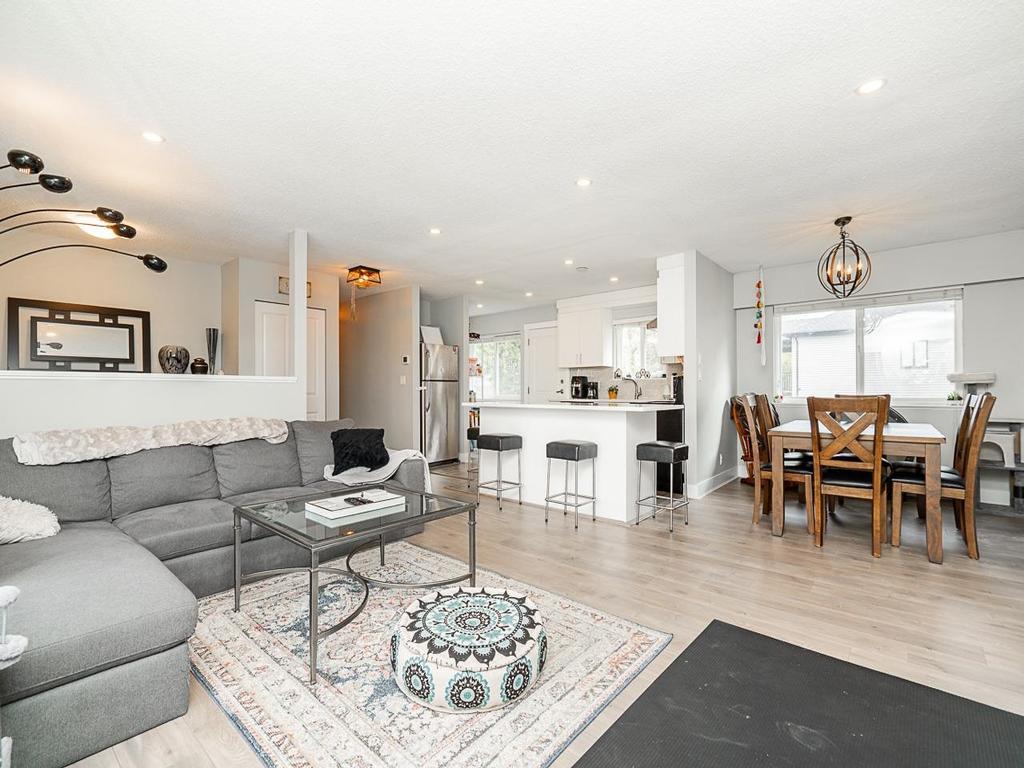 Listing Image for R2995702