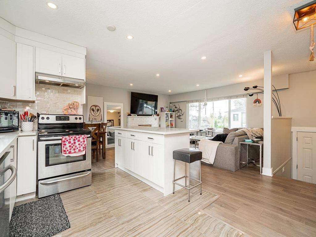 Listing Image for R2995702