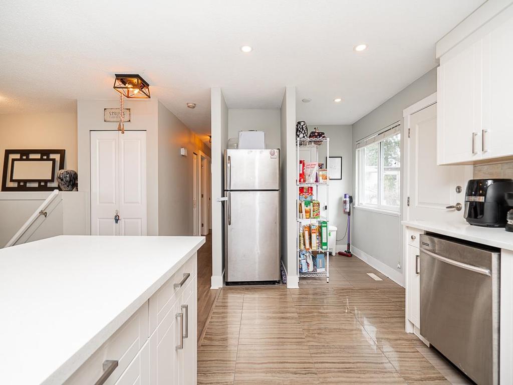 Listing Image for R2995702