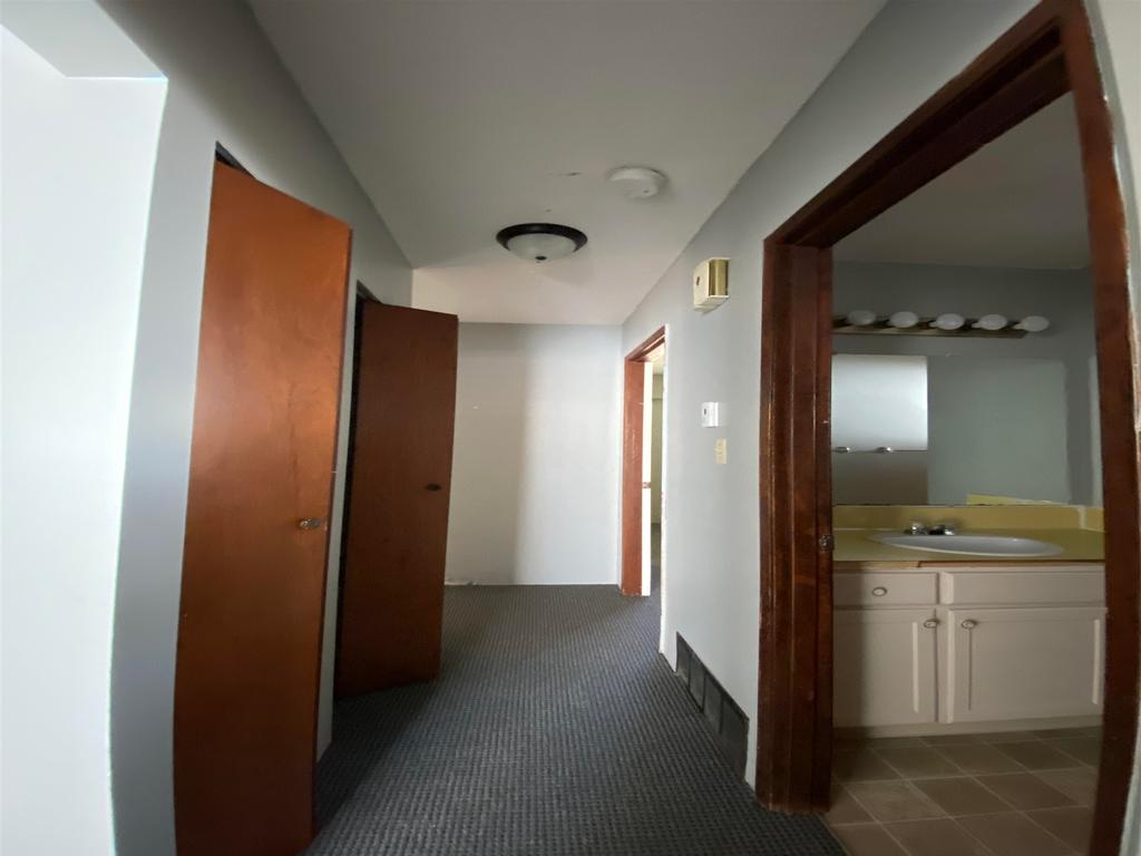 Listing Image for R2995796