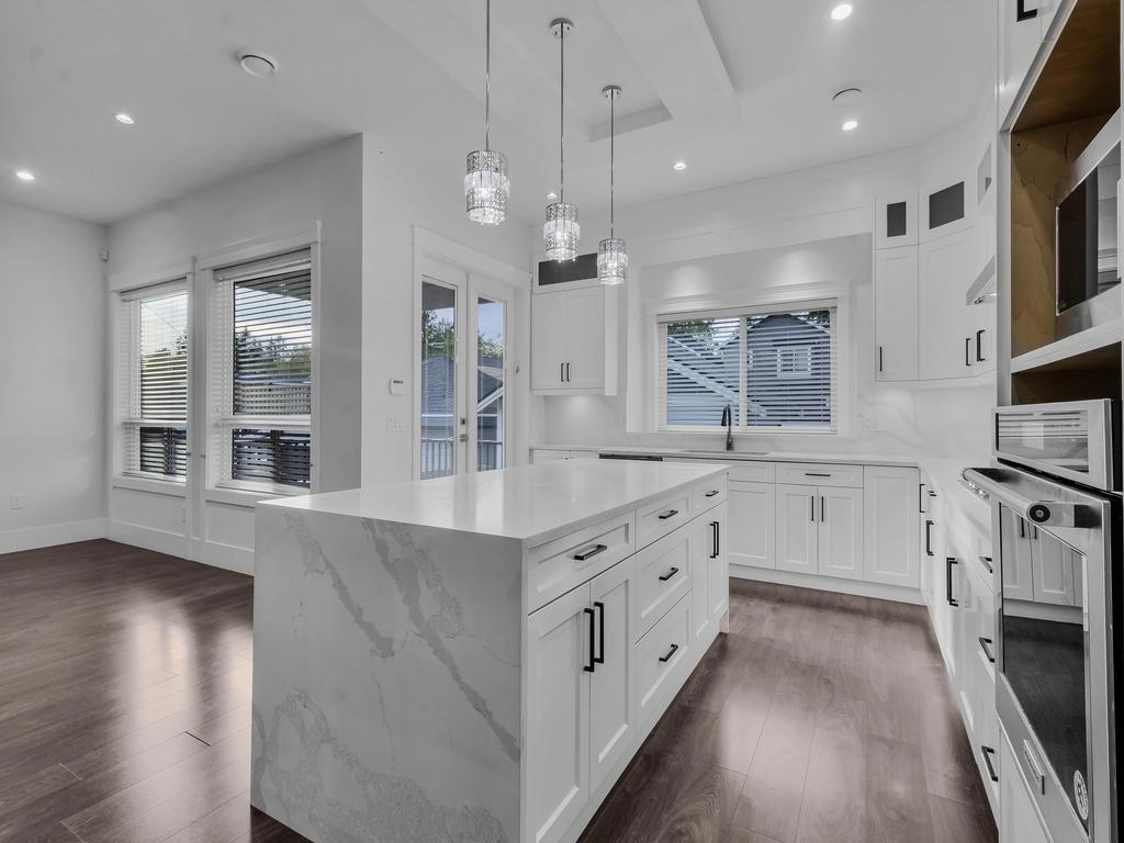 Listing Image for R2996140