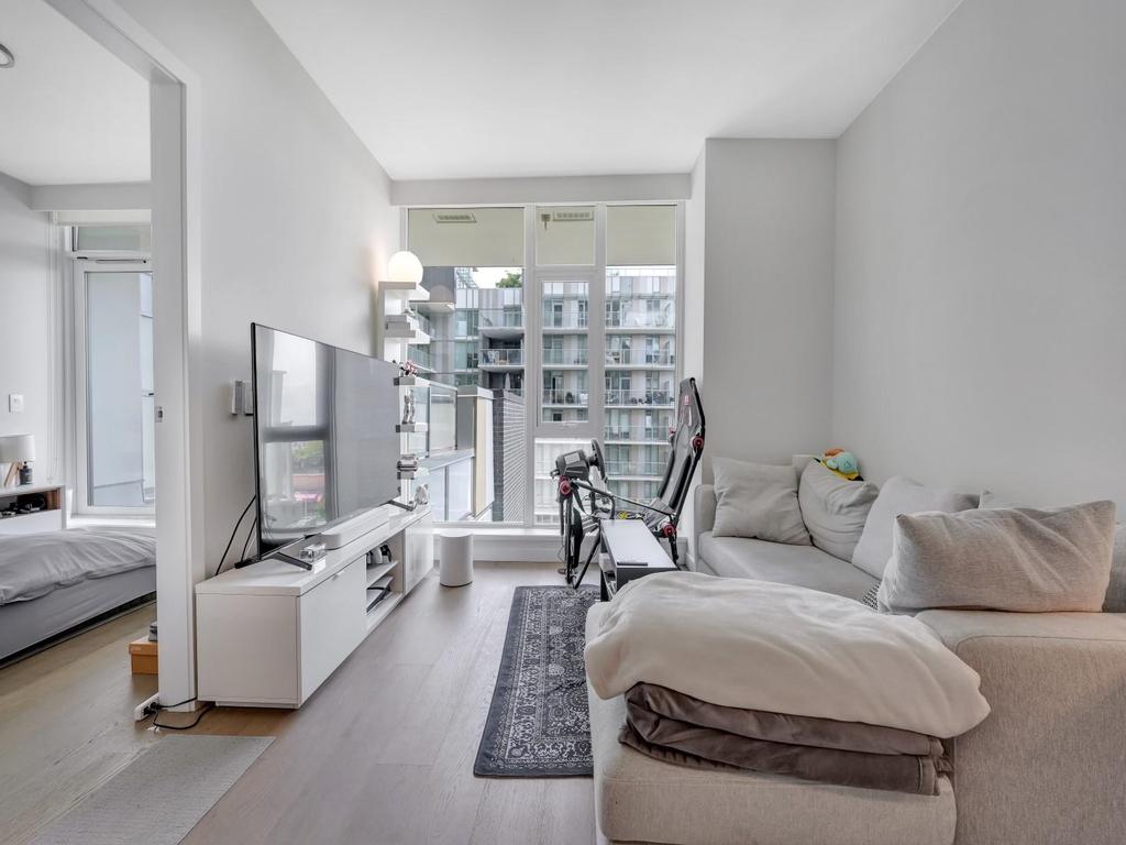 Listing Image for R2998667