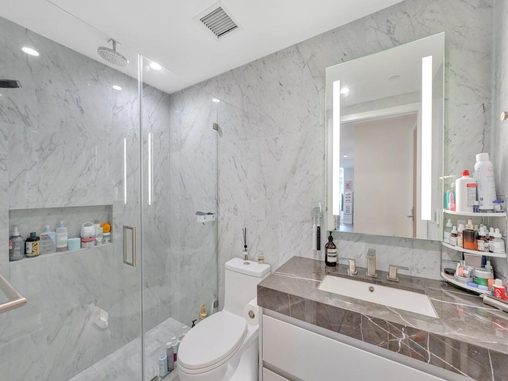 Listing Image for R2998667