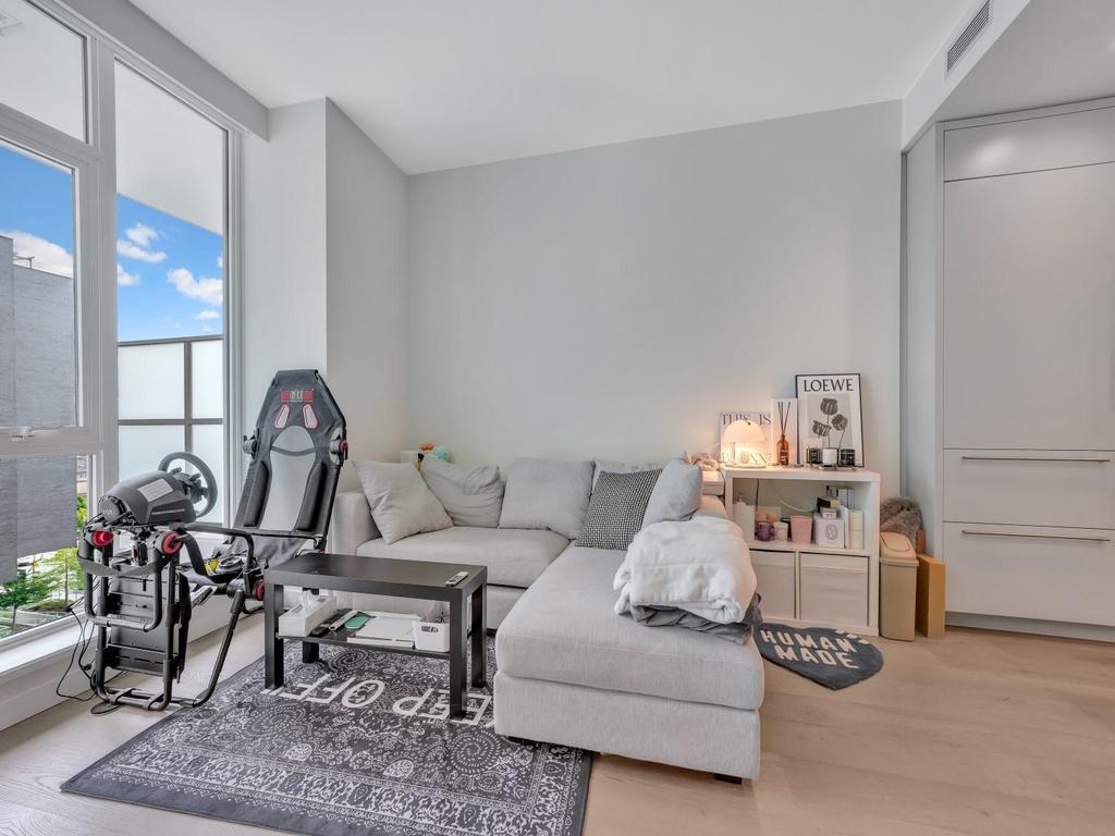 Listing Image for R2998667