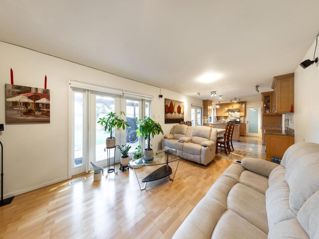 Listing Image for R2999777