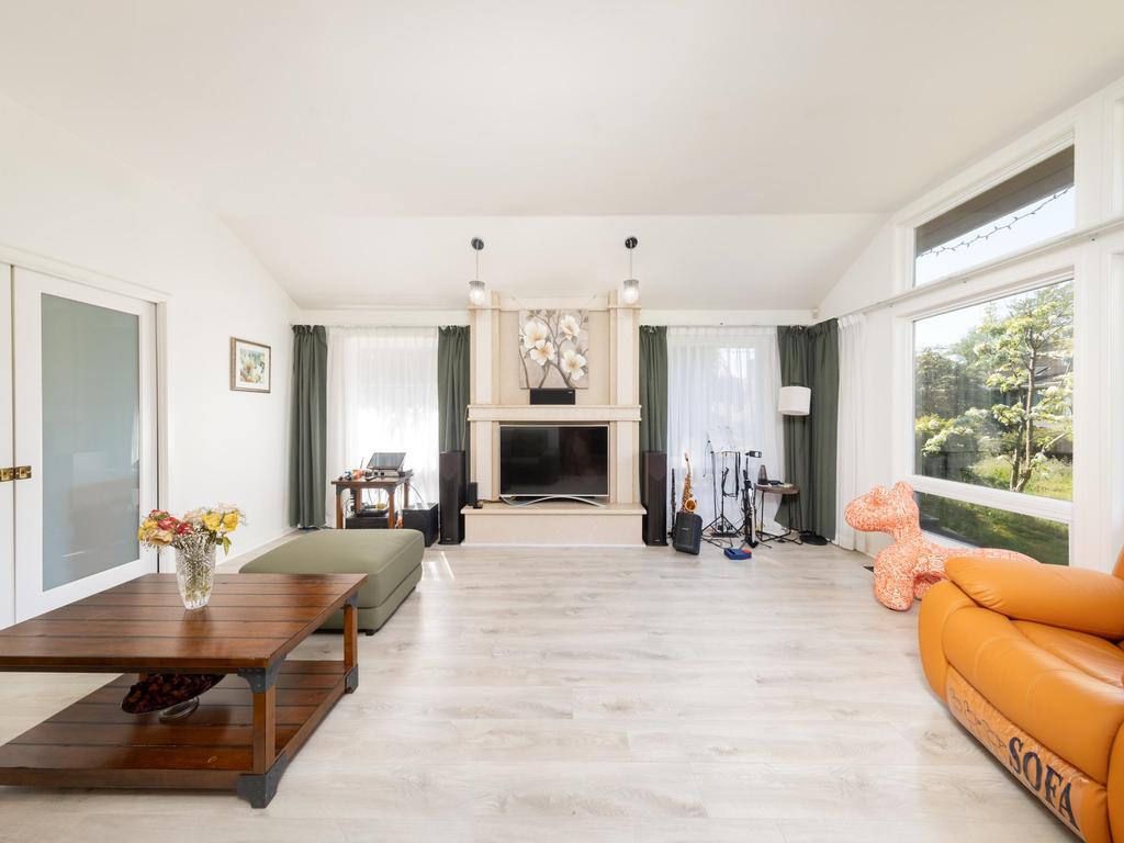 Listing Image for R2999777