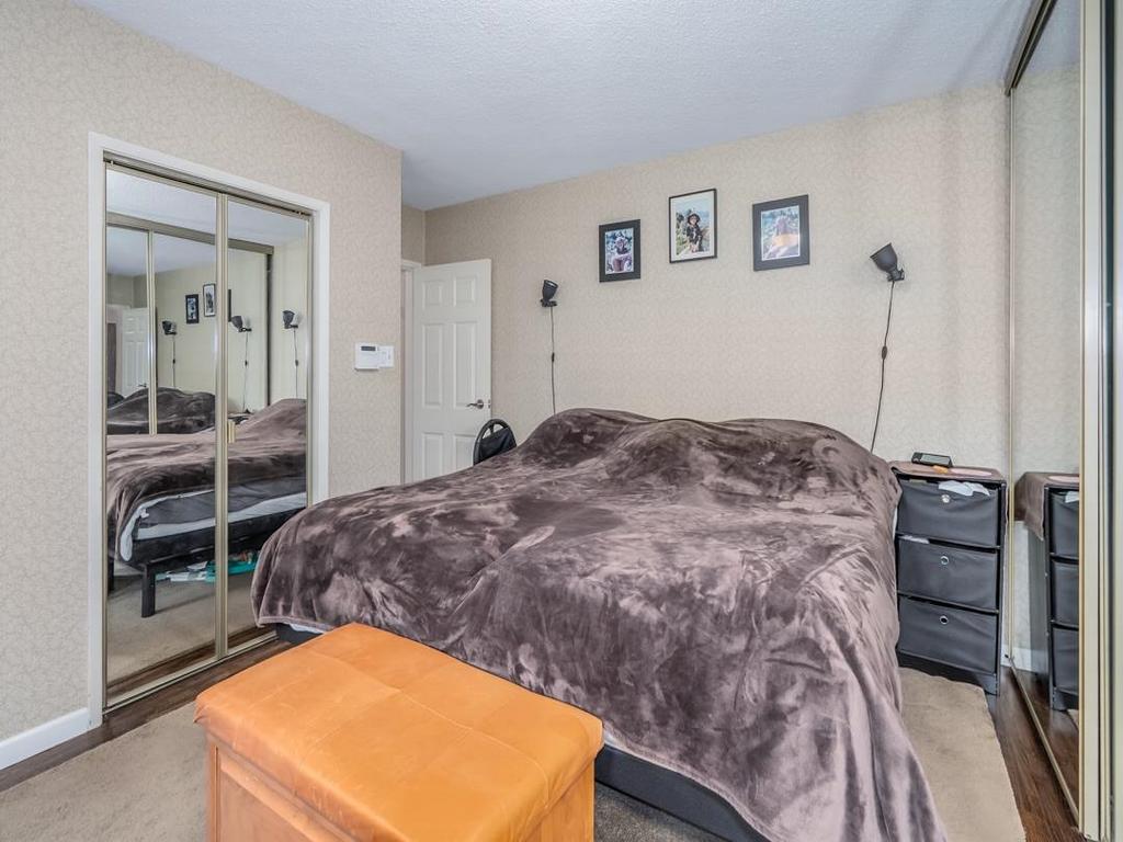 Listing Image for R3000514