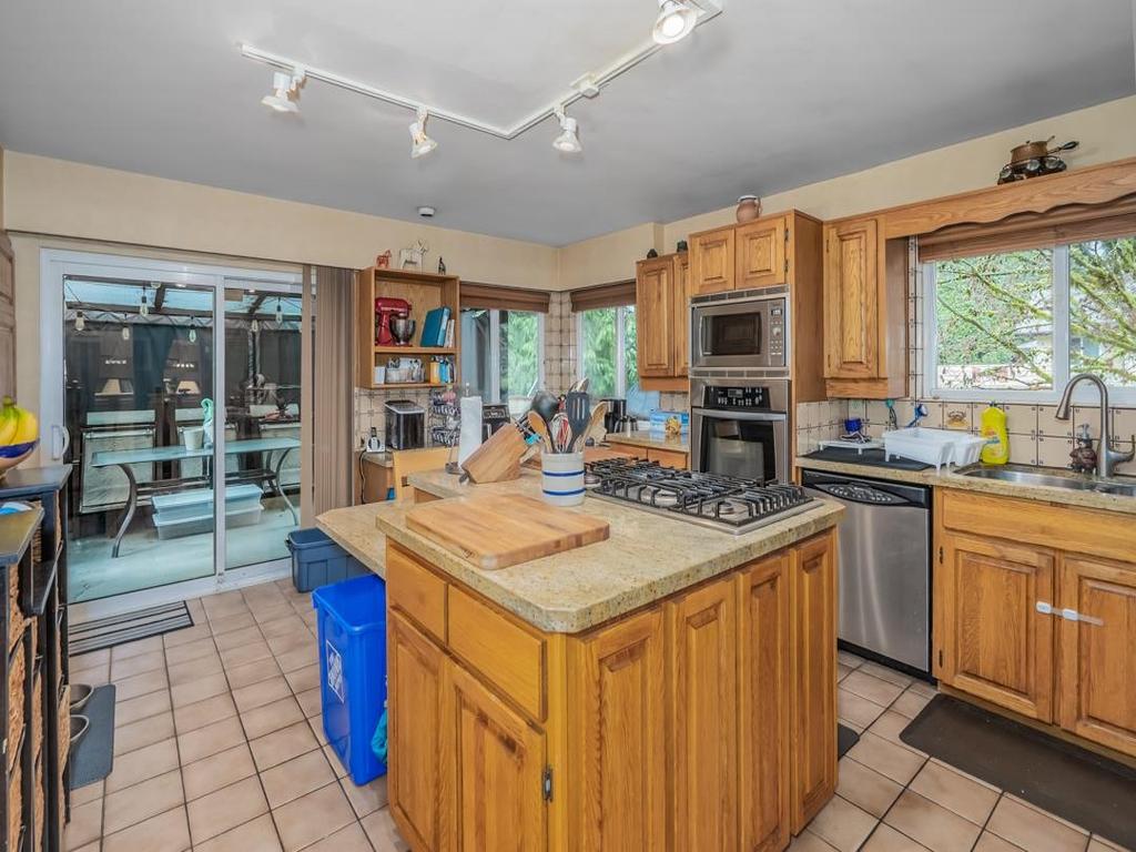 Listing Image for R3000514