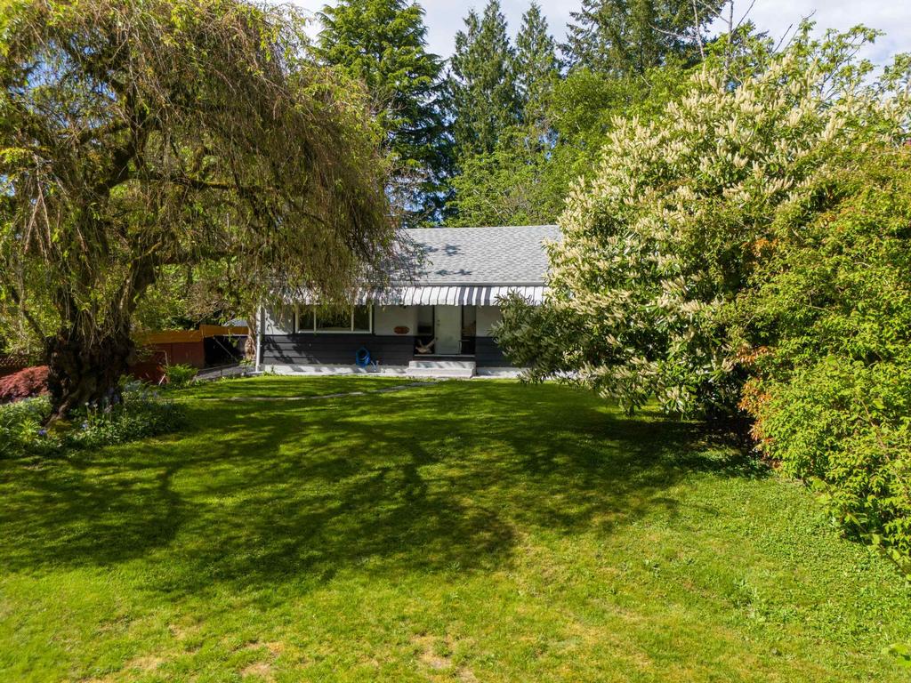 Listing Image for R3000606