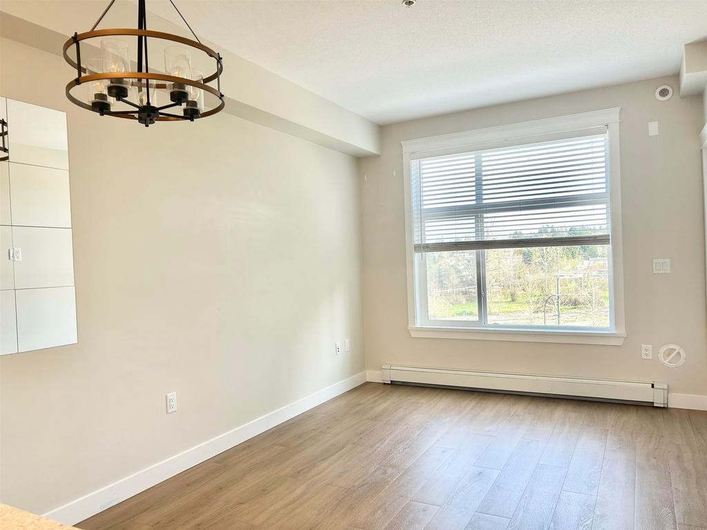 Listing Image for R3000770