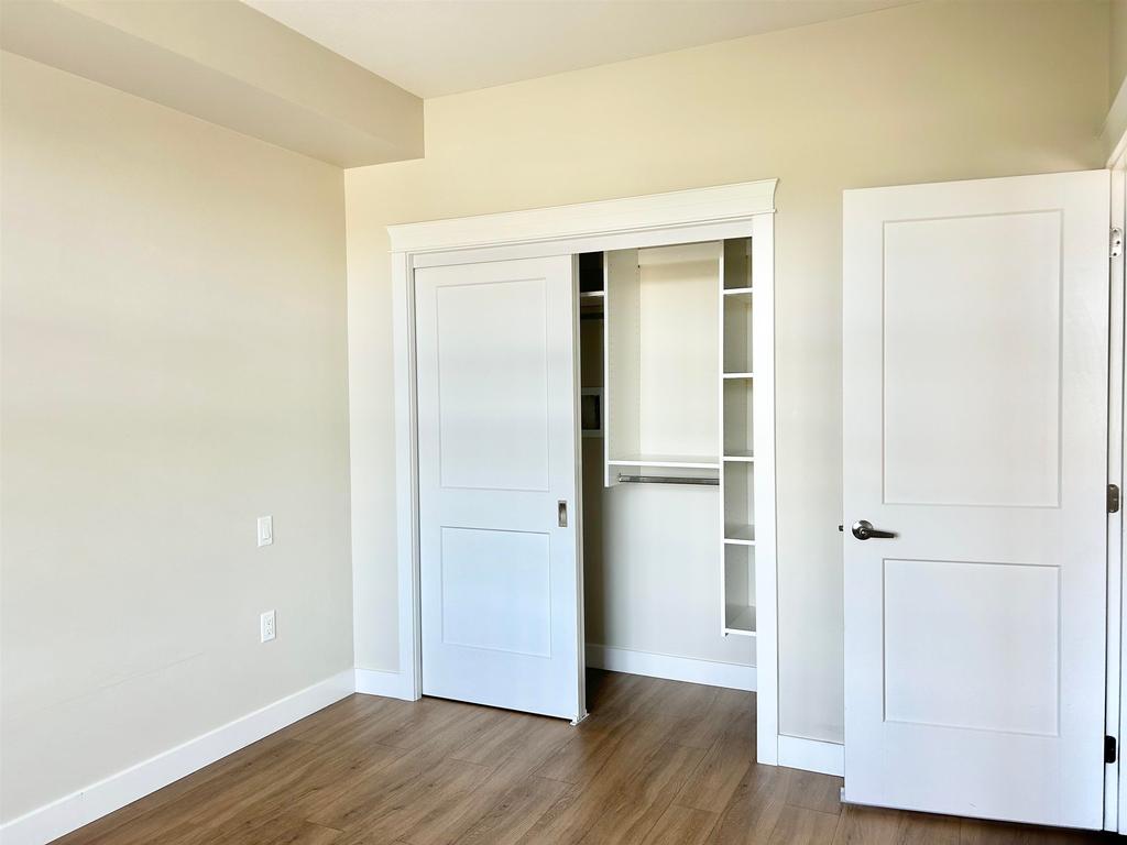 Listing Image for R3000770