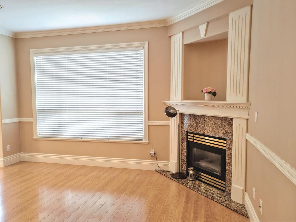 Listing Image for R3002004