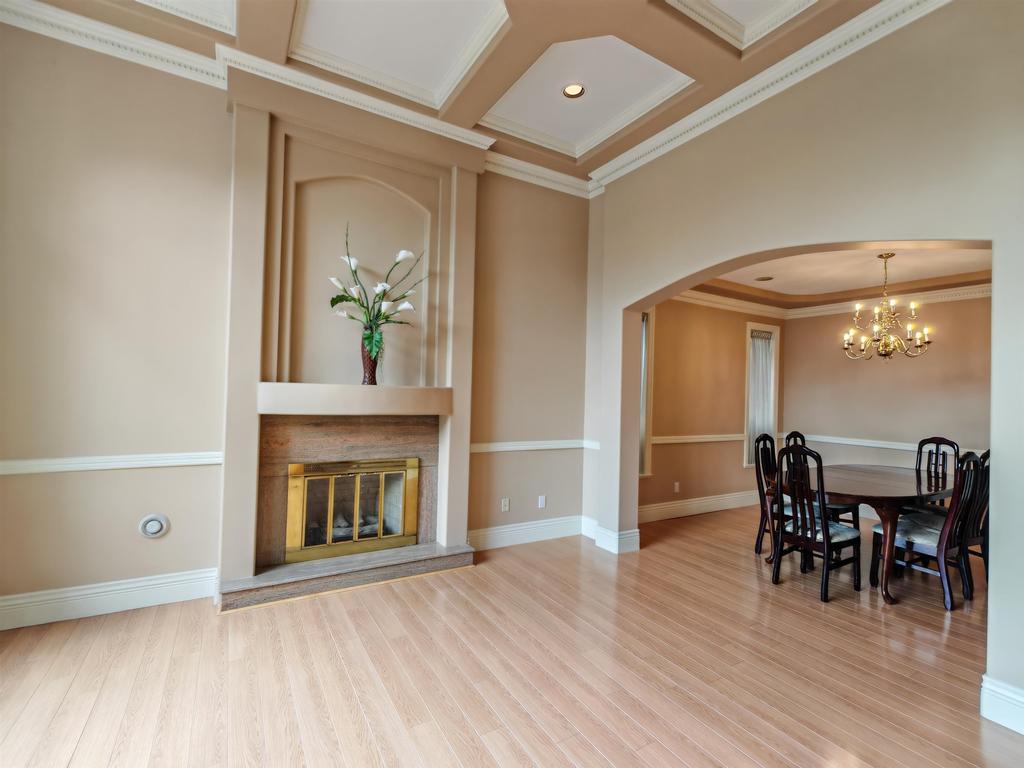 Listing Image for R3002004