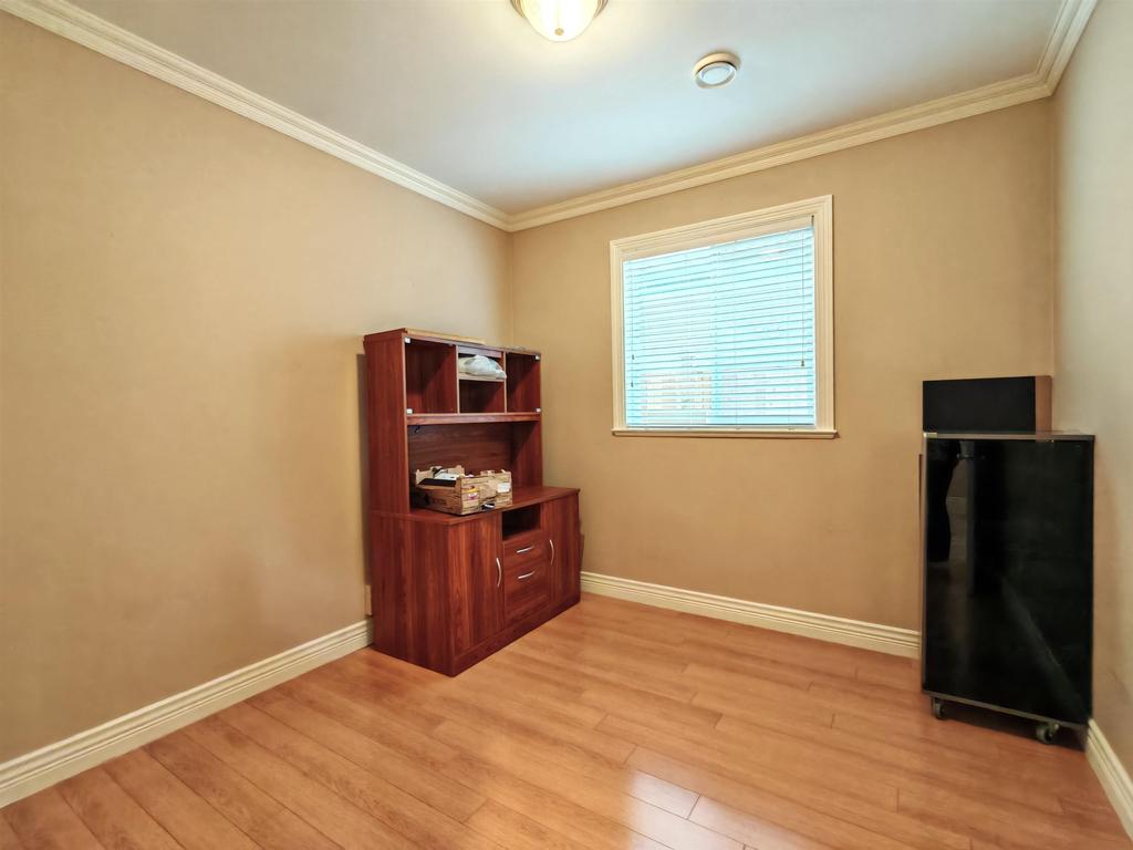 Listing Image for R3002004