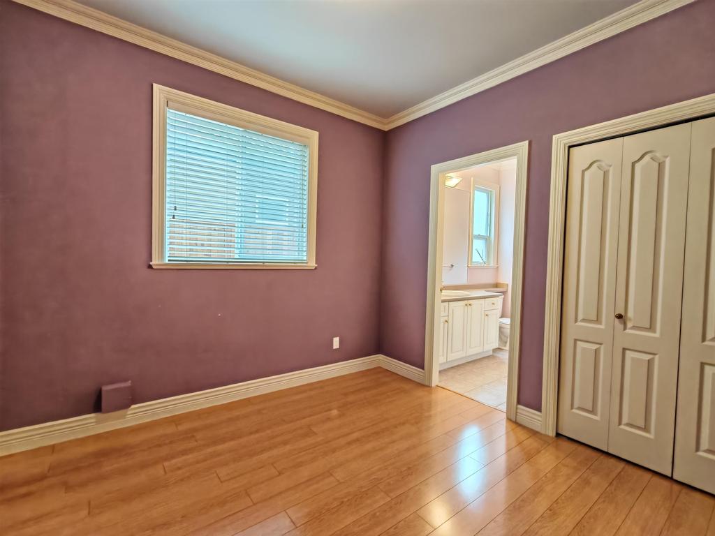 Listing Image for R3002004