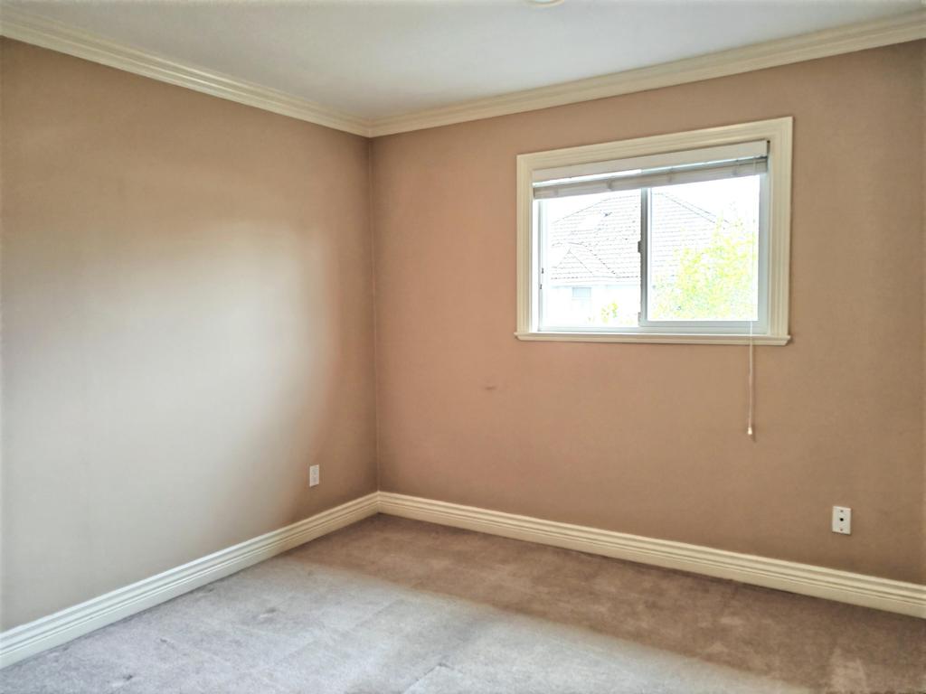 Listing Image for R3002004