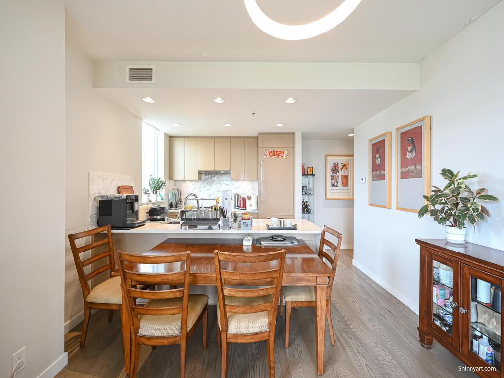 Listing Image for R3002026