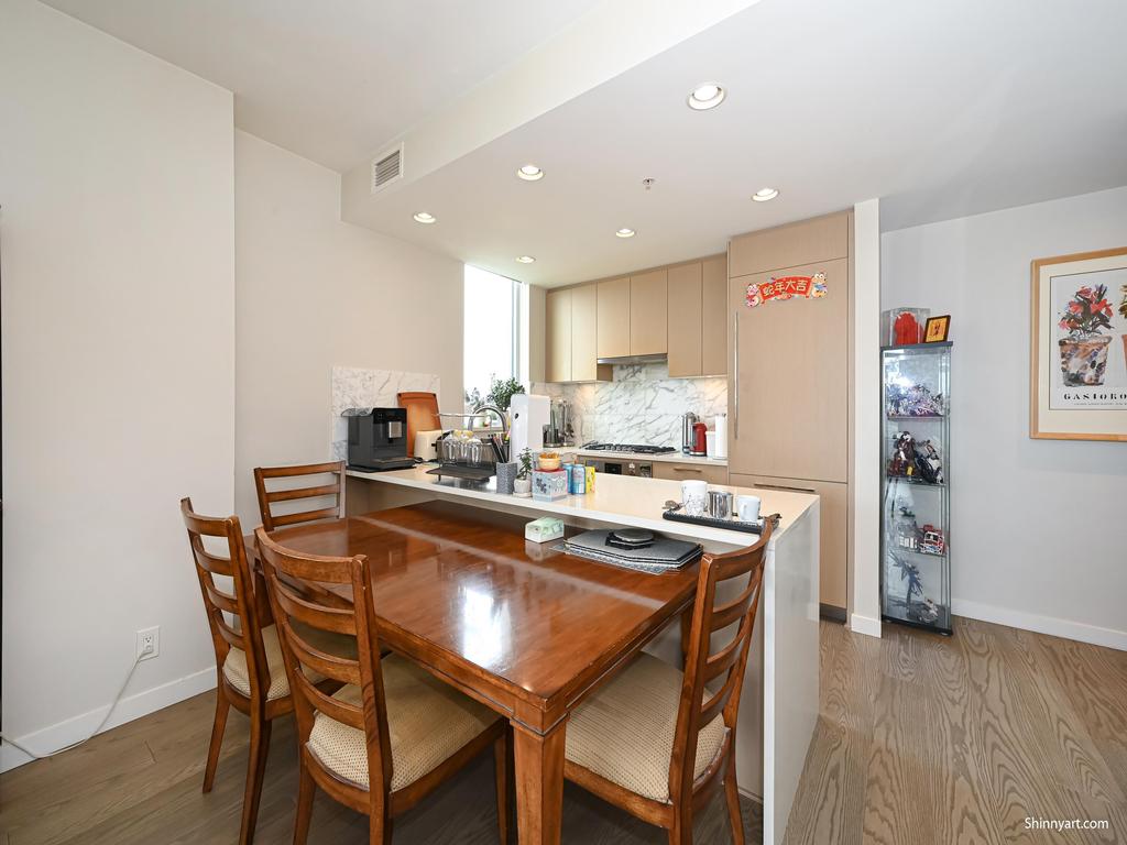 Listing Image for R3002026