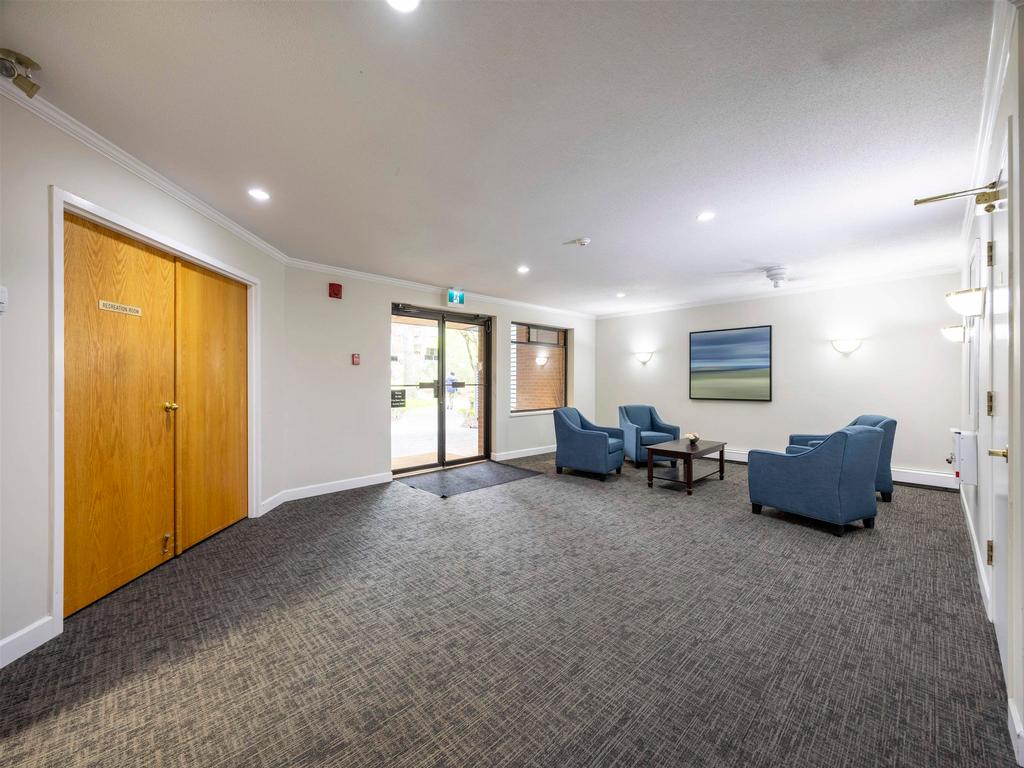 Listing Image for R3002303