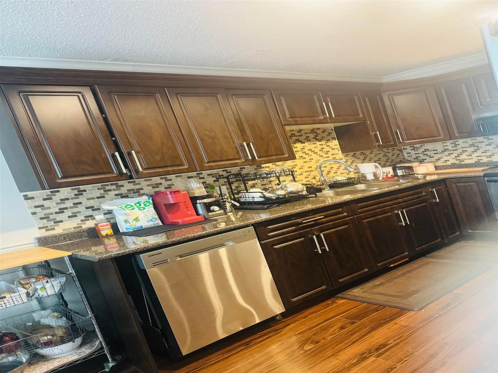 Listing Image for R3004541