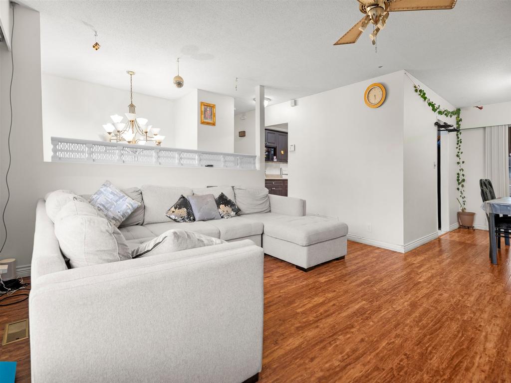 Listing Image for R3004631