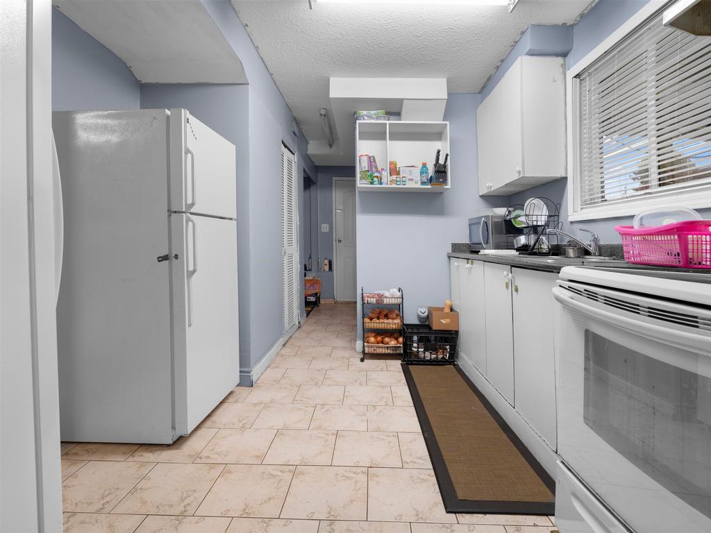 Listing Image for R3004631