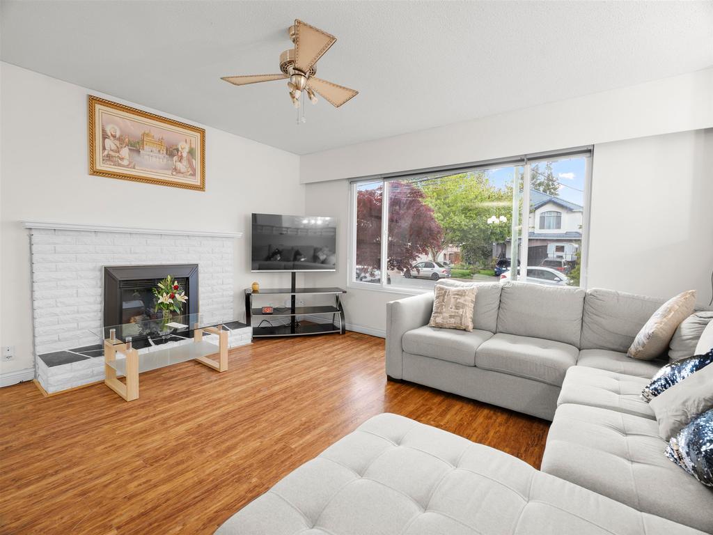Listing Image for R3004631