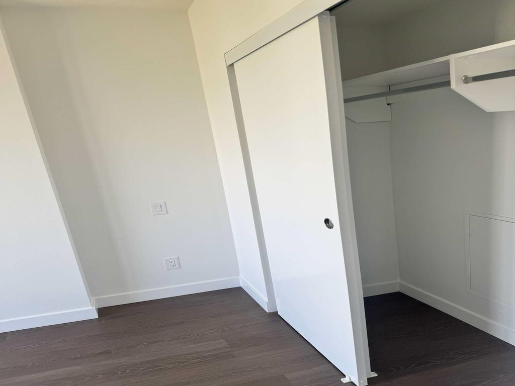 Listing Image for R3004911