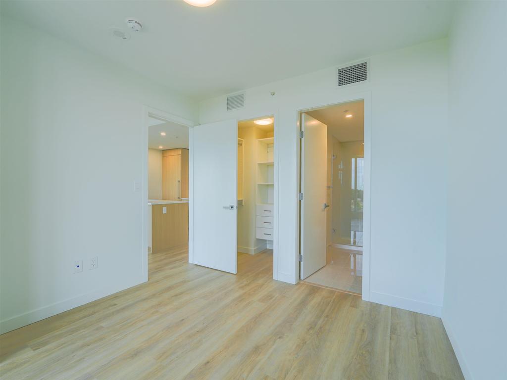 Listing Image for R3004936