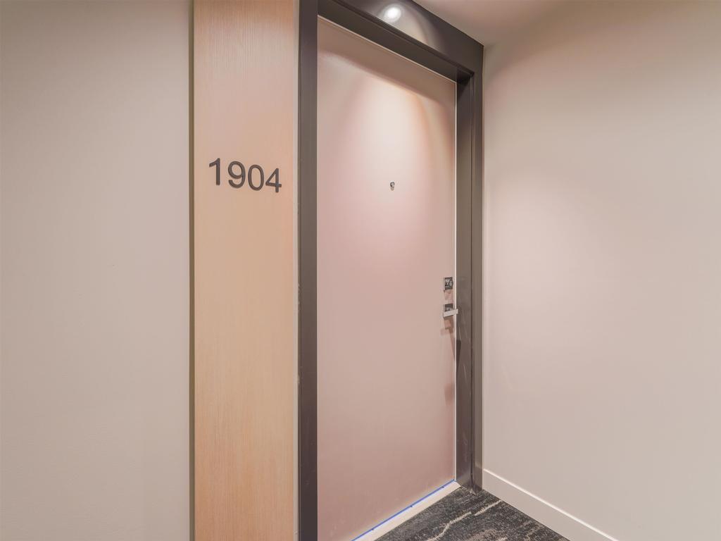 Listing Image for R3004936