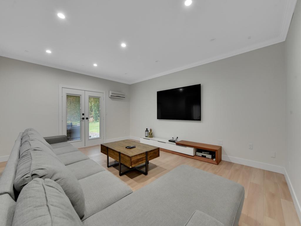 Listing Image for R3005651