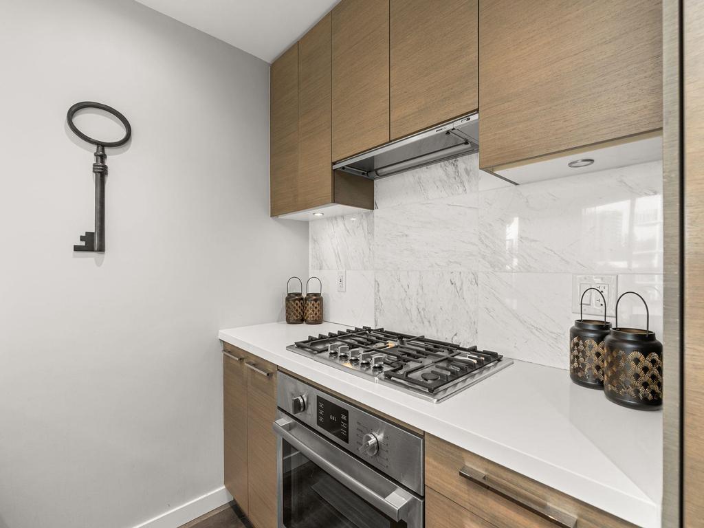 Listing Image for R3008050