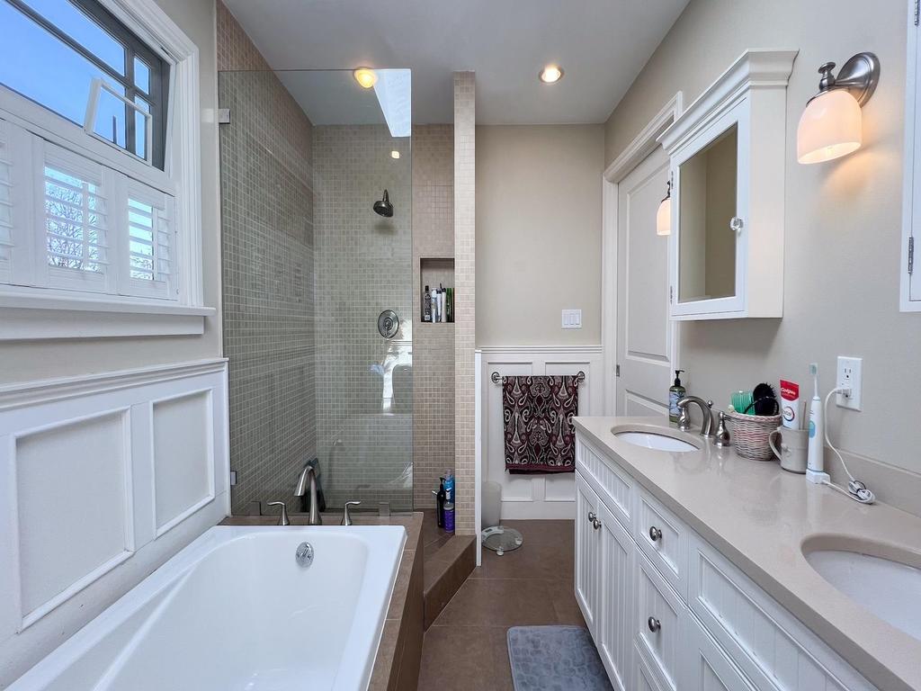 Listing Image for R3008977