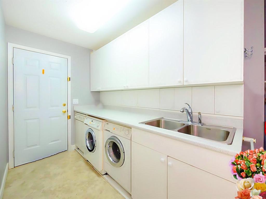 Listing Image for R3010142