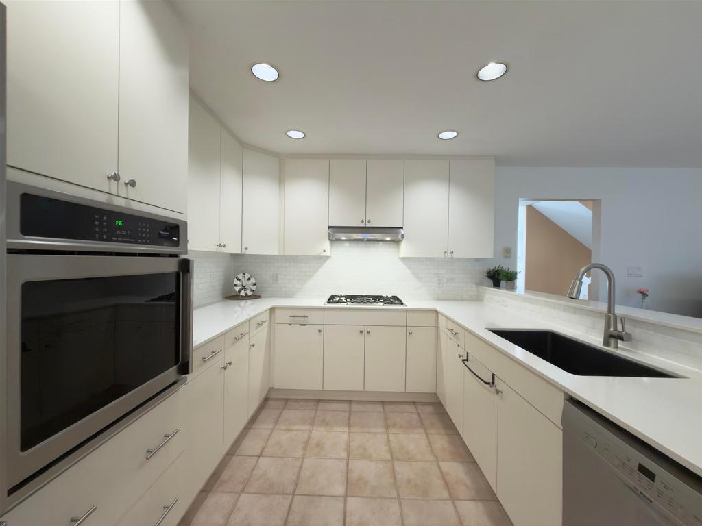 Listing Image for R3010925