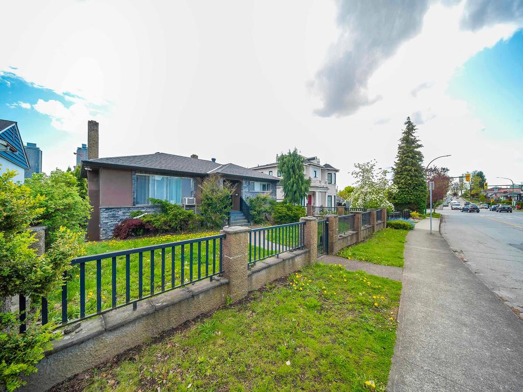 Listing Image for R3012905