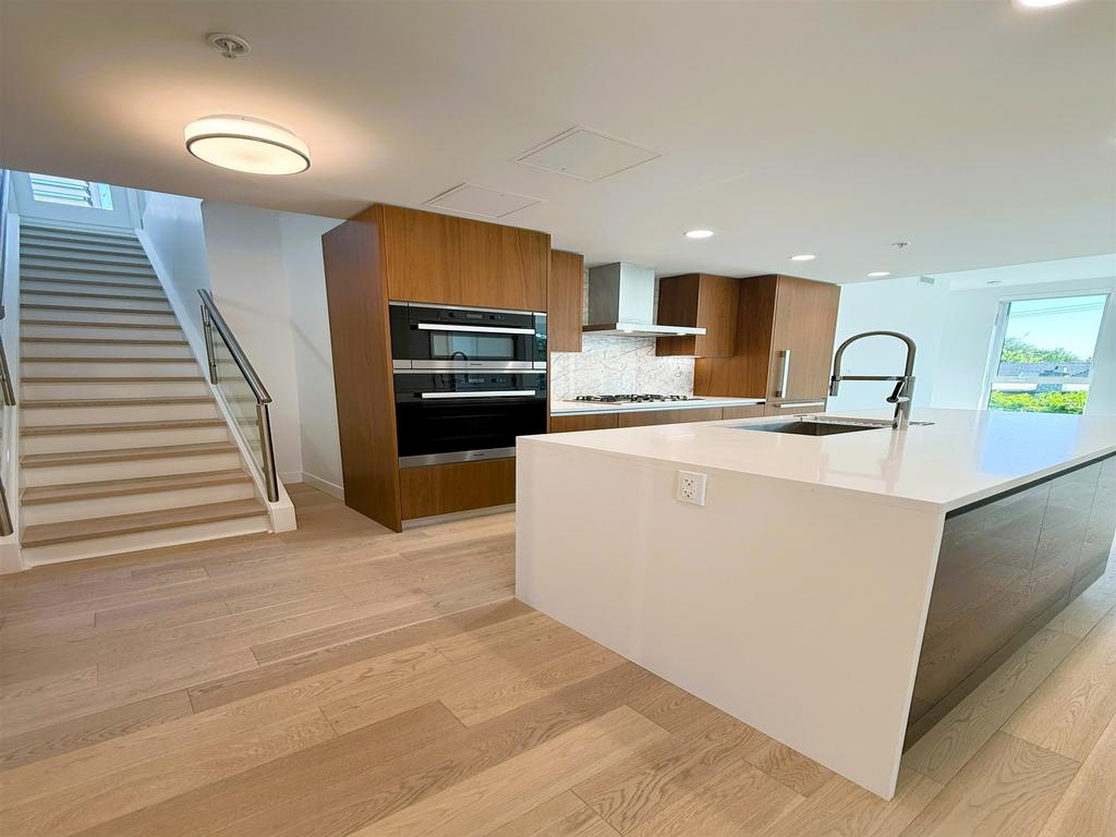 Listing Image for R3015698