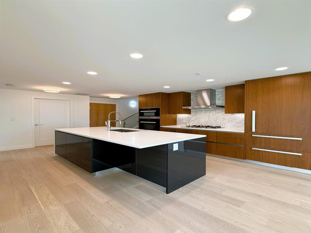 Listing Image for R3015698