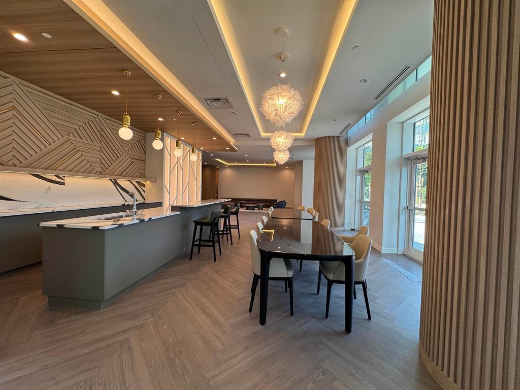 Listing Image for R3016681