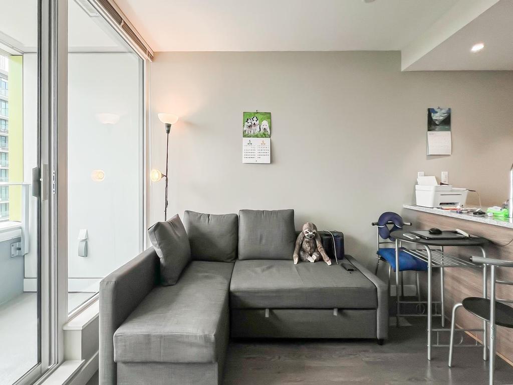 Listing Image for R3017801