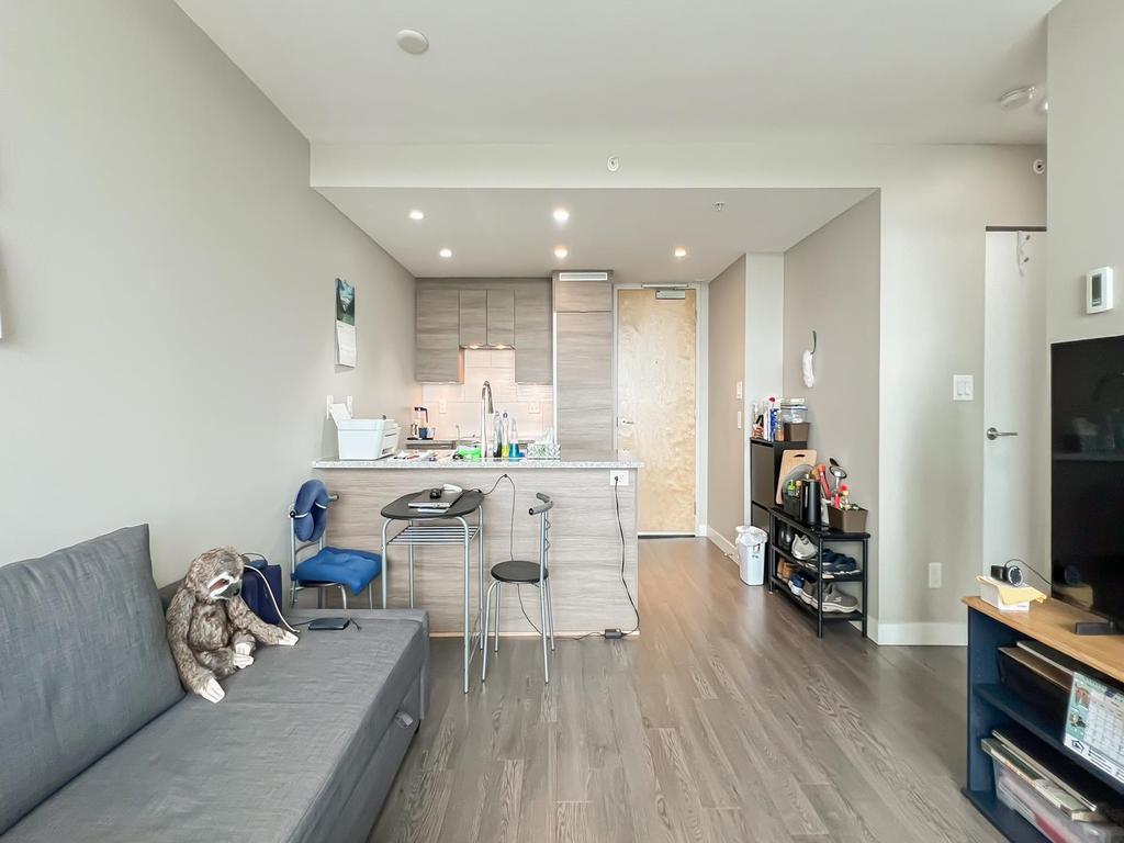 Listing Image for R3017801