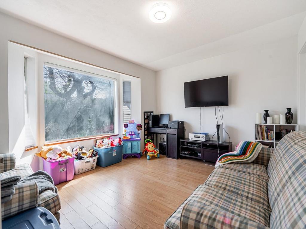 Listing Image for R3017982
