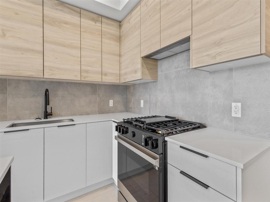 Listing Image for R3018776