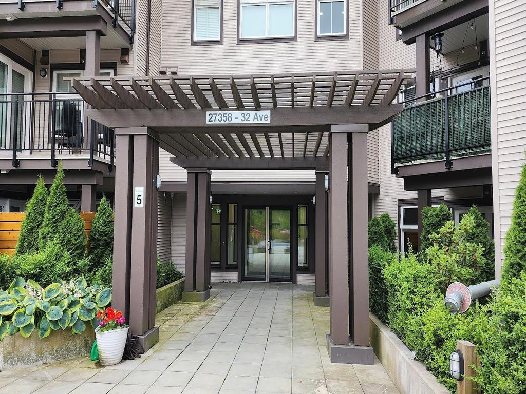 Listing Image for R3020082