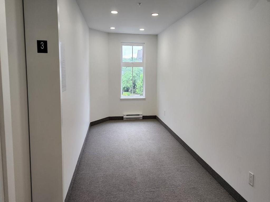 Listing Image for R3020082