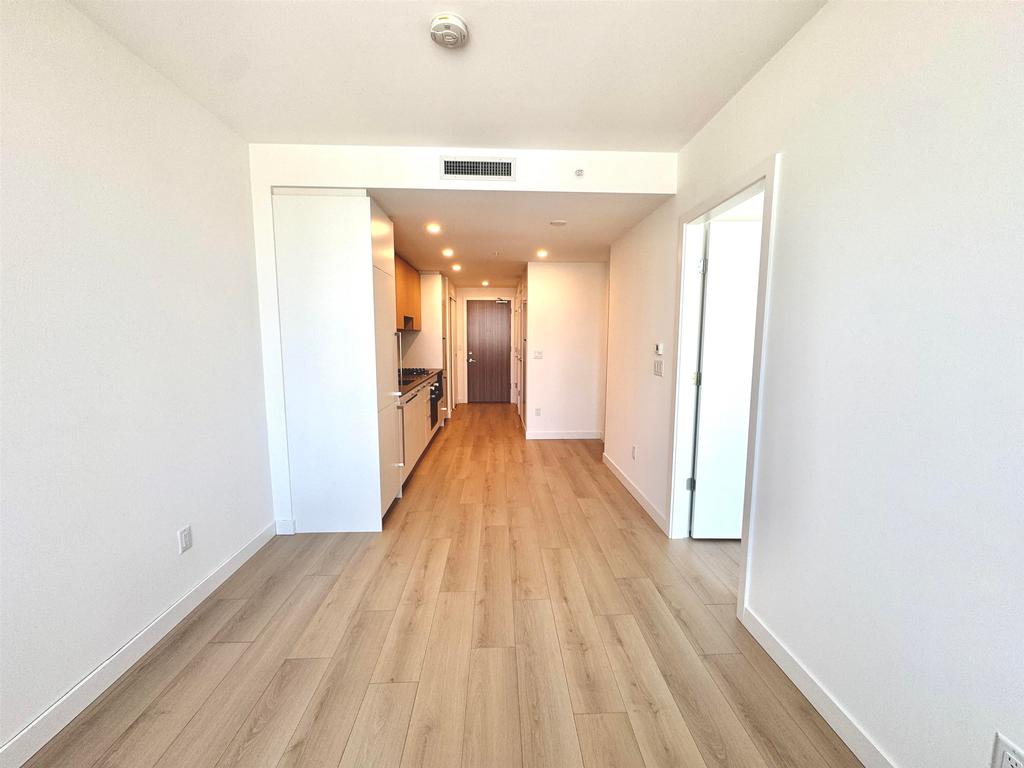 Listing Image for R3030935