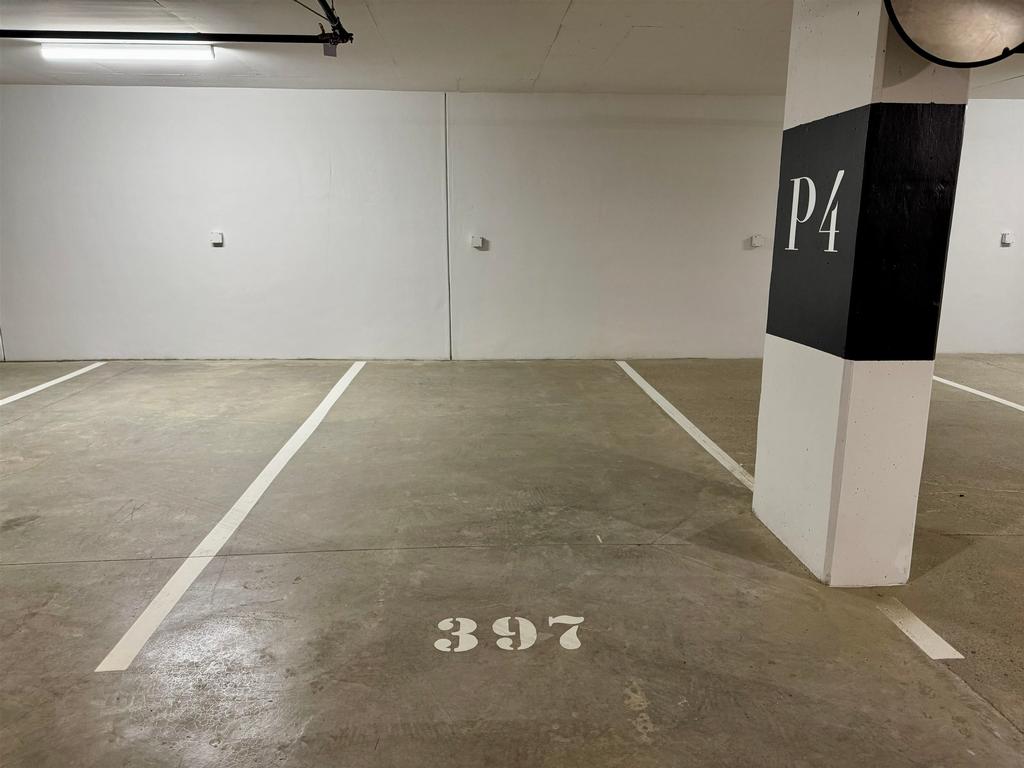 Listing Image for R3030935