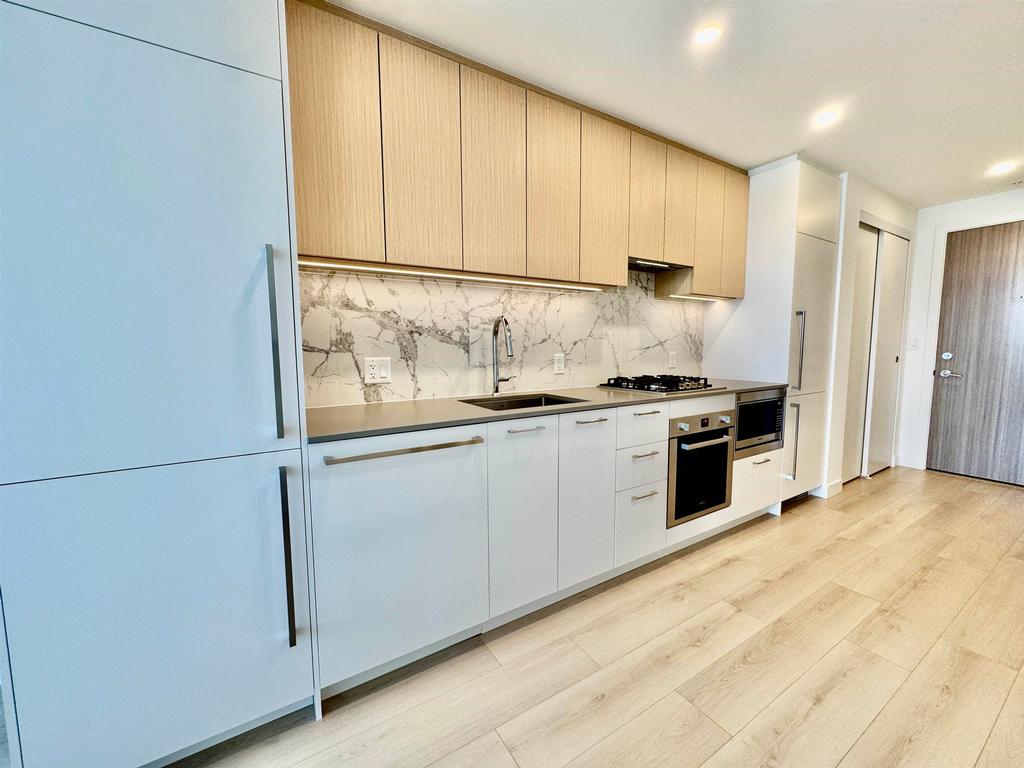 Listing Image for R3030935