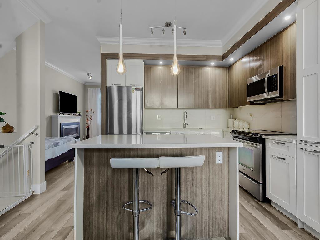 Listing Image for R3030975