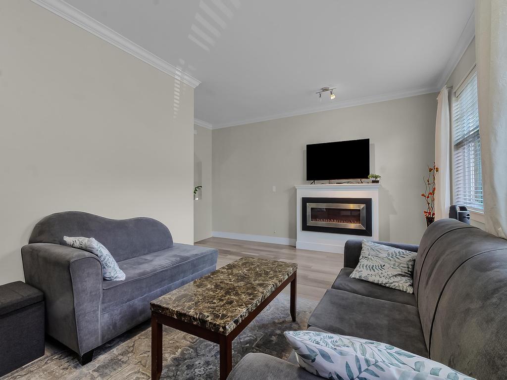 Listing Image for R3030975